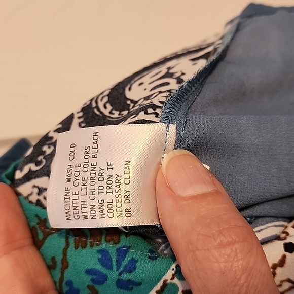 **Donated** Summer shirt - Picture 6 of 6